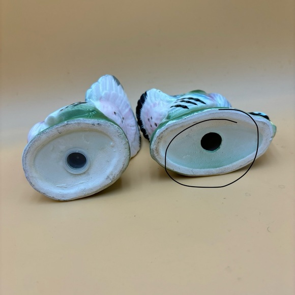 Vintage turkey salt and pepper shaker, Thanksgiving, fall - Picture 6 of 10